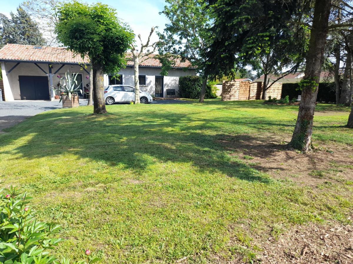 La Maison Du Bonheur, Borne De Recharge Ve Saint-Bernard  エクステリア 写真