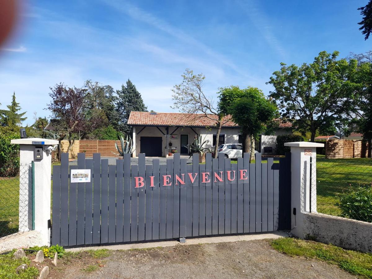 La Maison Du Bonheur, Borne De Recharge Ve Saint-Bernard  エクステリア 写真